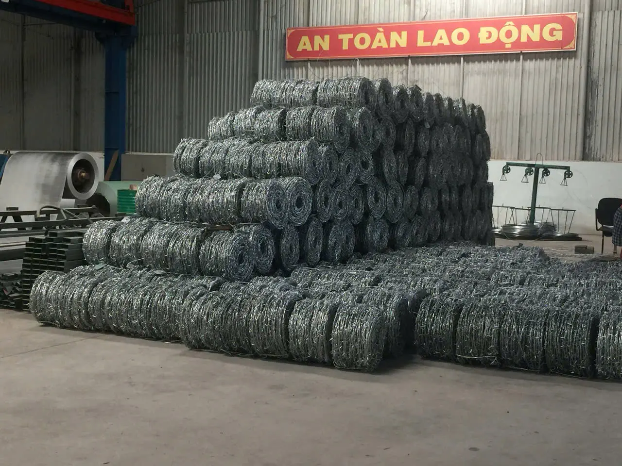Dây Kẽm Gai